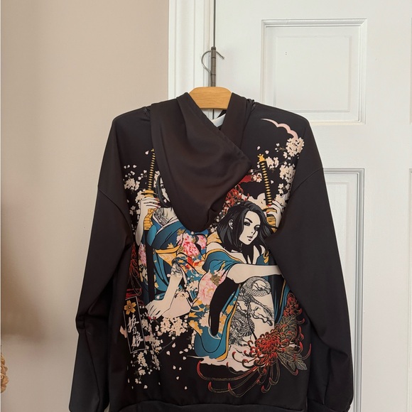 Anime Hoodie - unique artwork on back - Picture 3 of 5